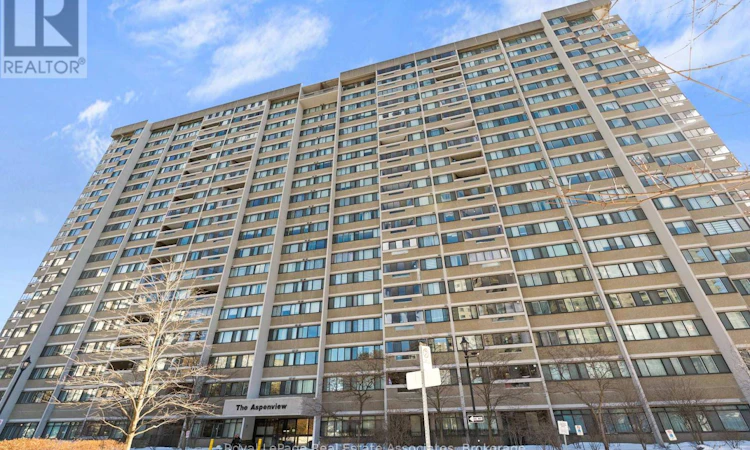 912-50 Elm Drive E