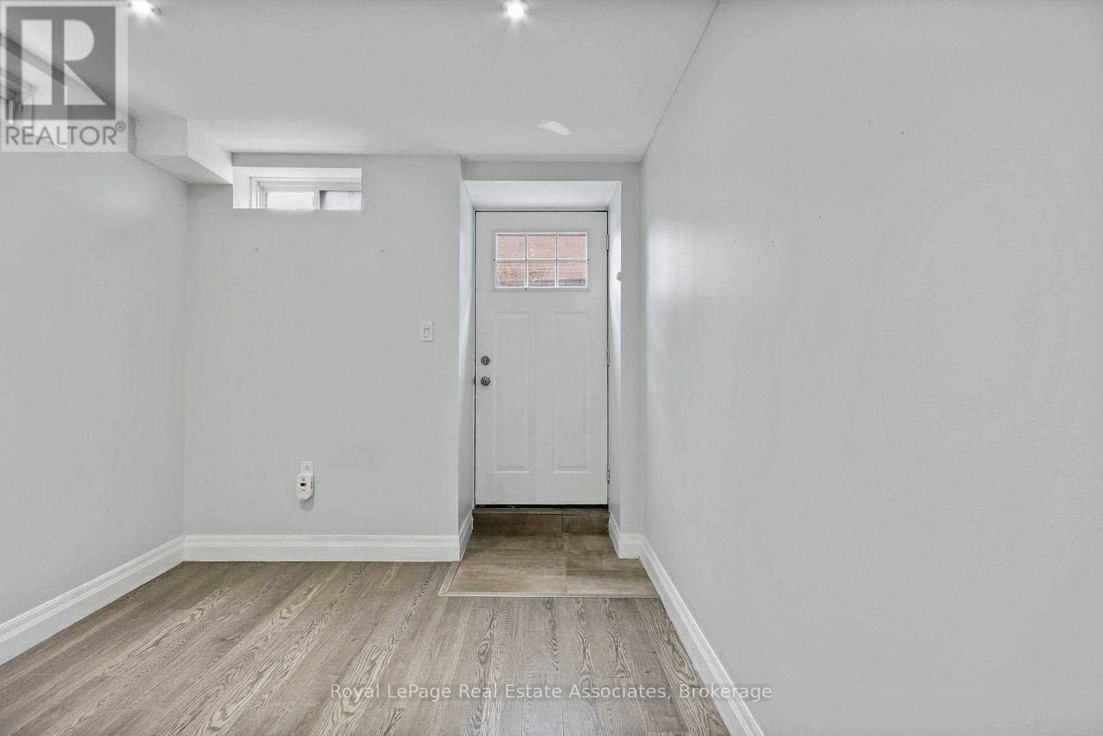 LOWER-16 Sergio Marchi Street, Toronto, ON, M3L 0B7 - 29