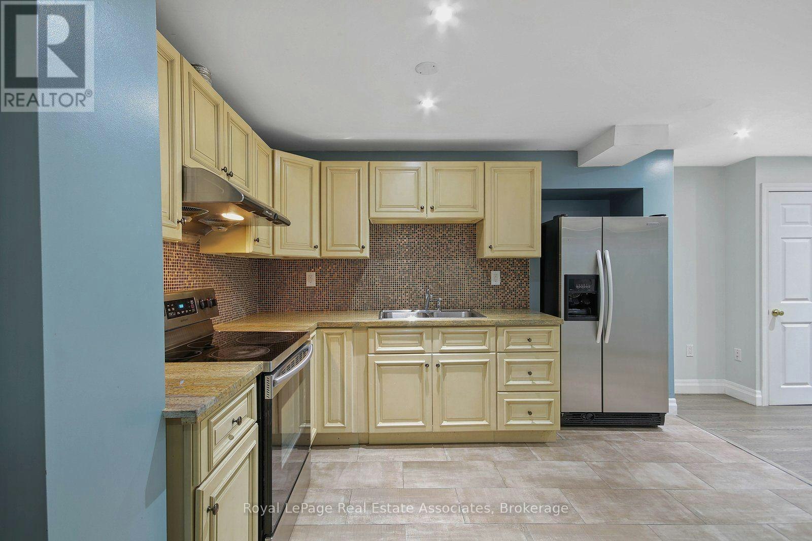 LOWER-16 Sergio Marchi Street, Toronto, ON, M3L 0B7 - 9