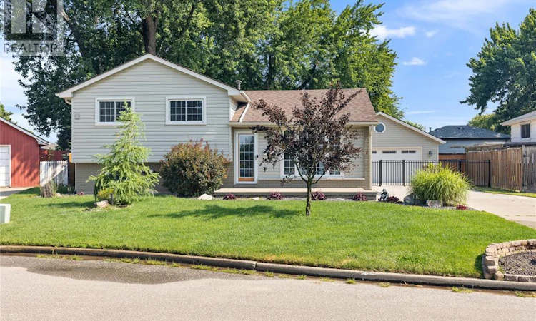 2935 Granby Crescent