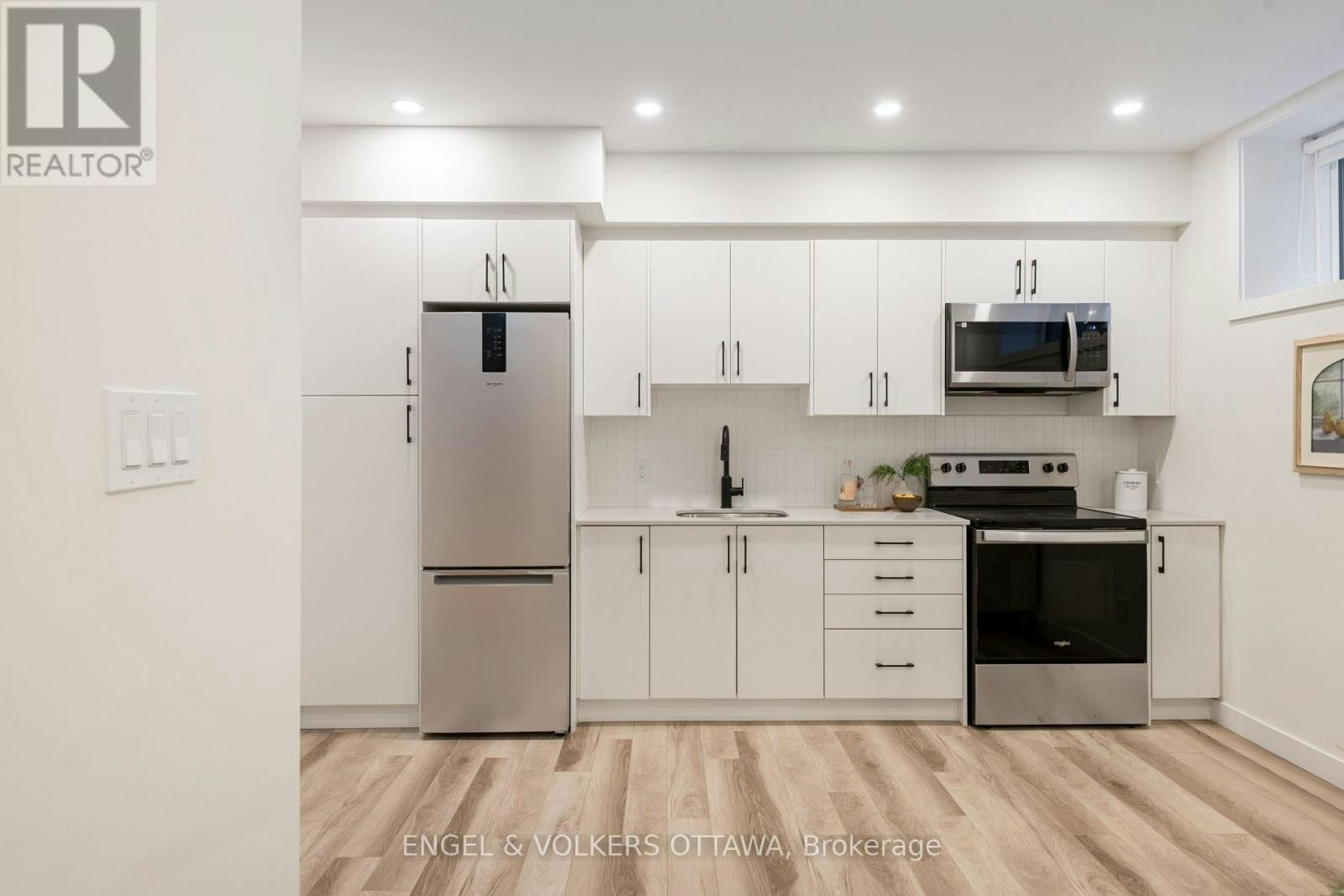 88B Hamilton Avenue N, Ottawa, ON, K1Y 1B9 - 4