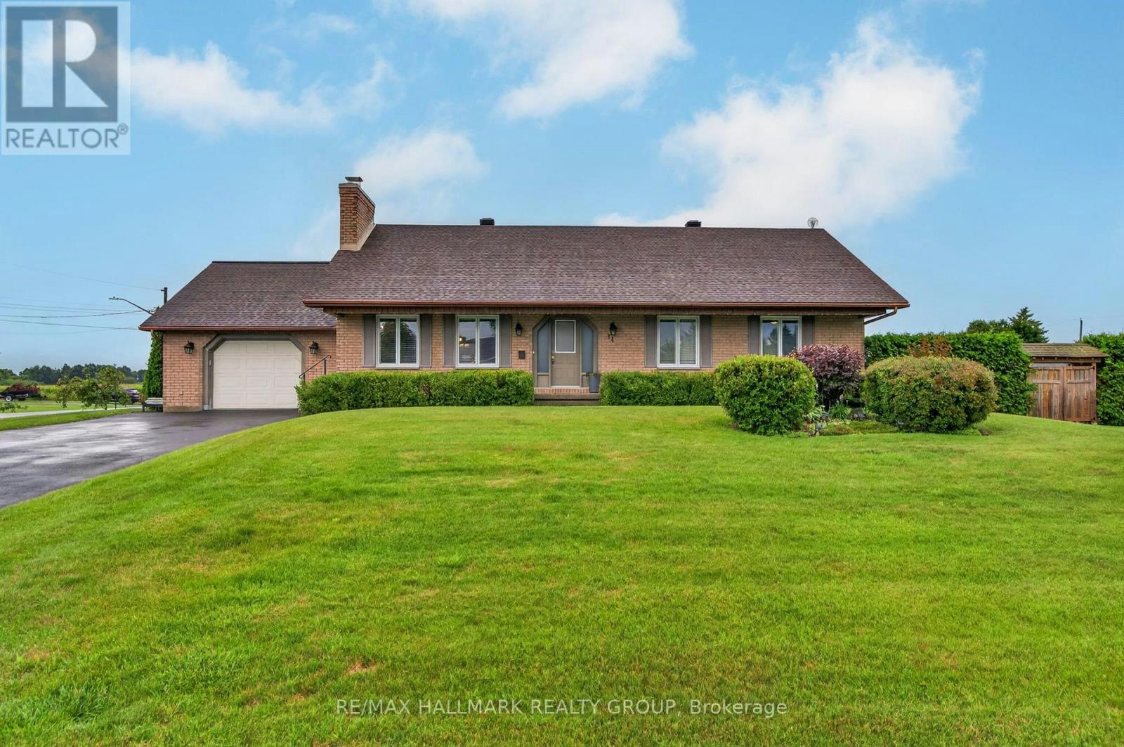 24 Bergevin Street, Limoges, ON, K0C 2B0