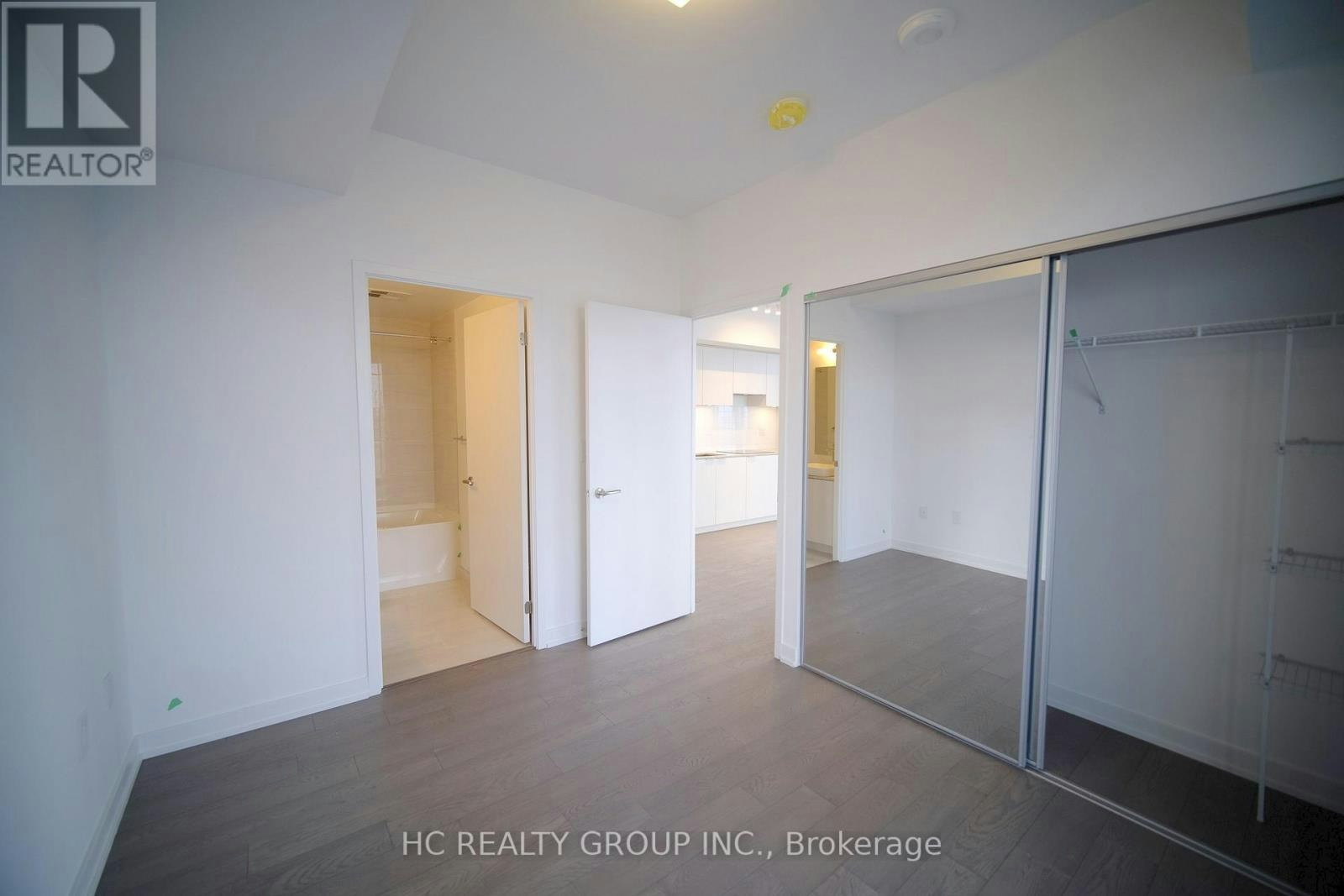5908-11 Wellesley Street W, Toronto, ON, M4Y 0G4 - 8