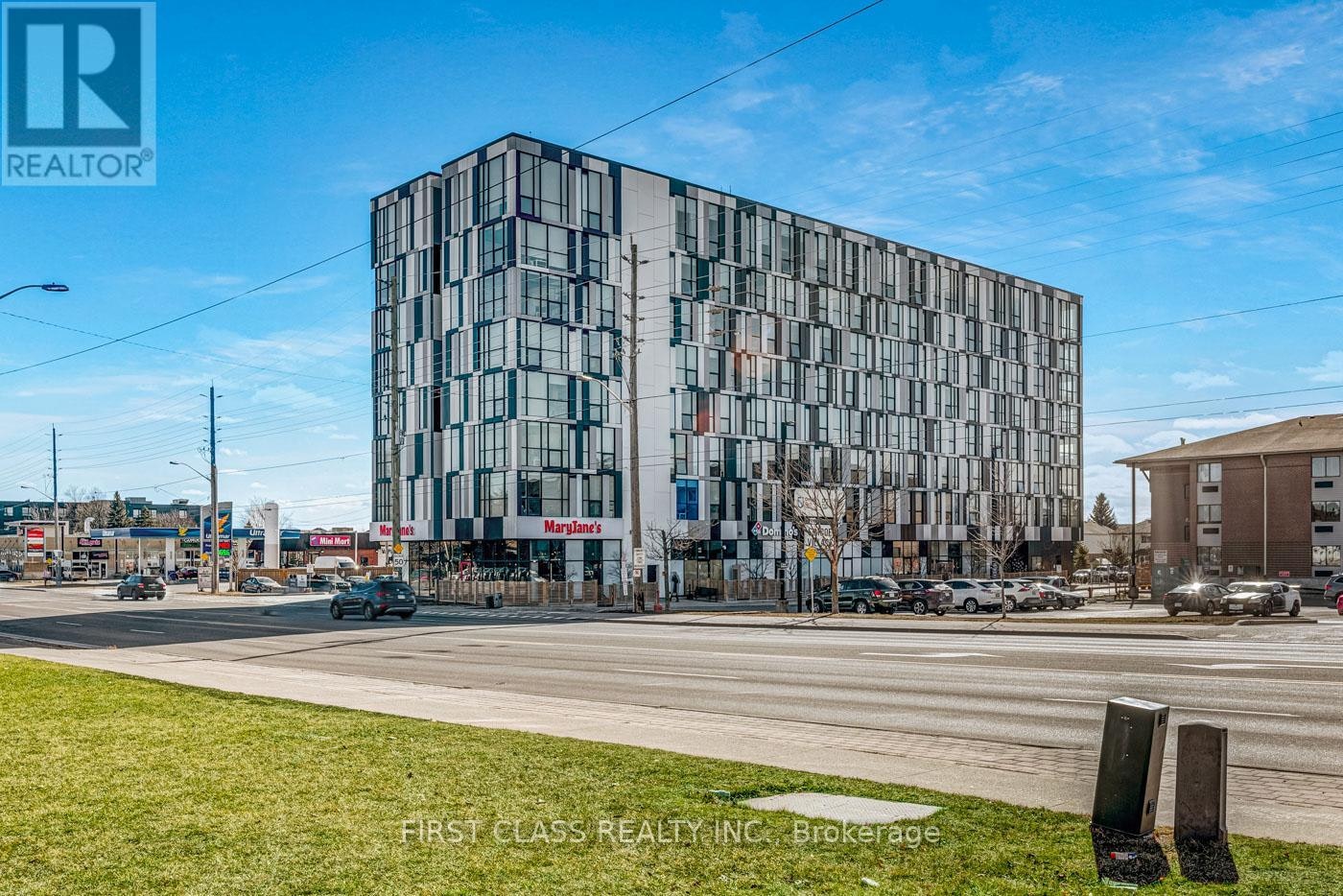 305-1900 Simcoe Street N, Oshawa, ON, L1G 0C1