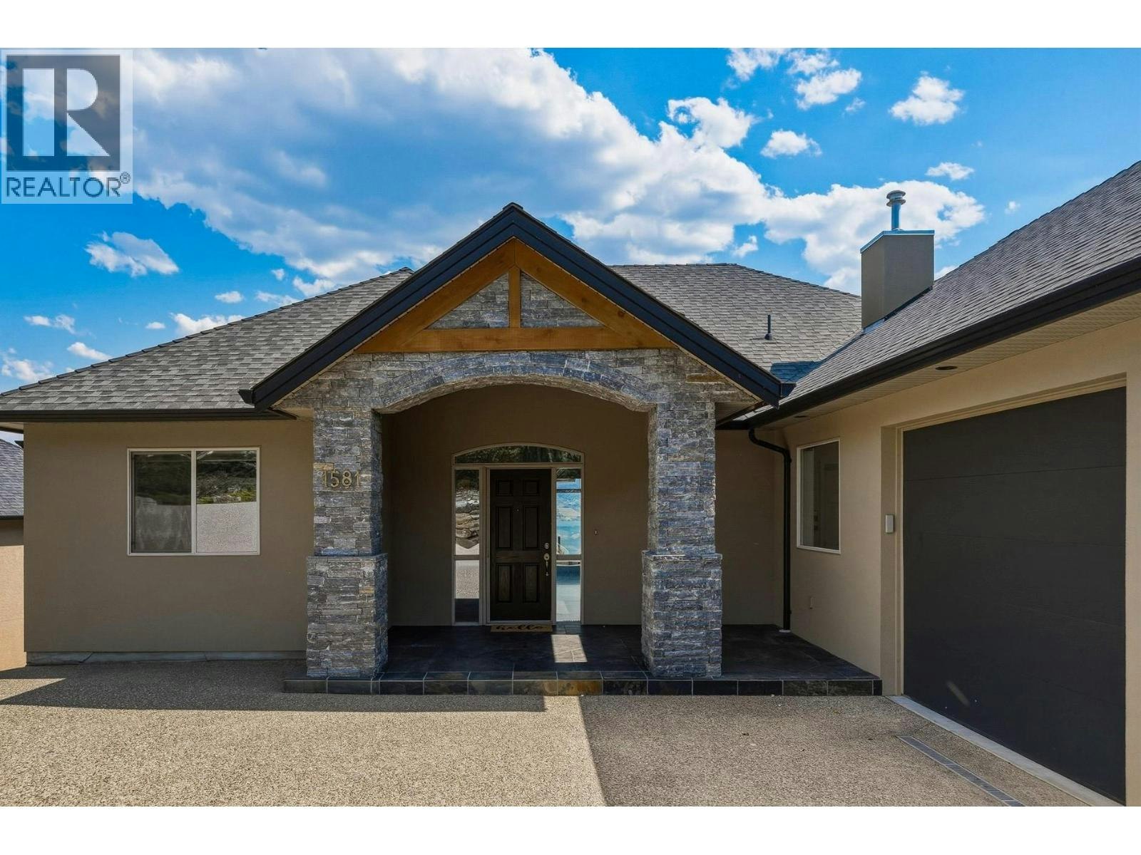 1581 Gregory Road - 2