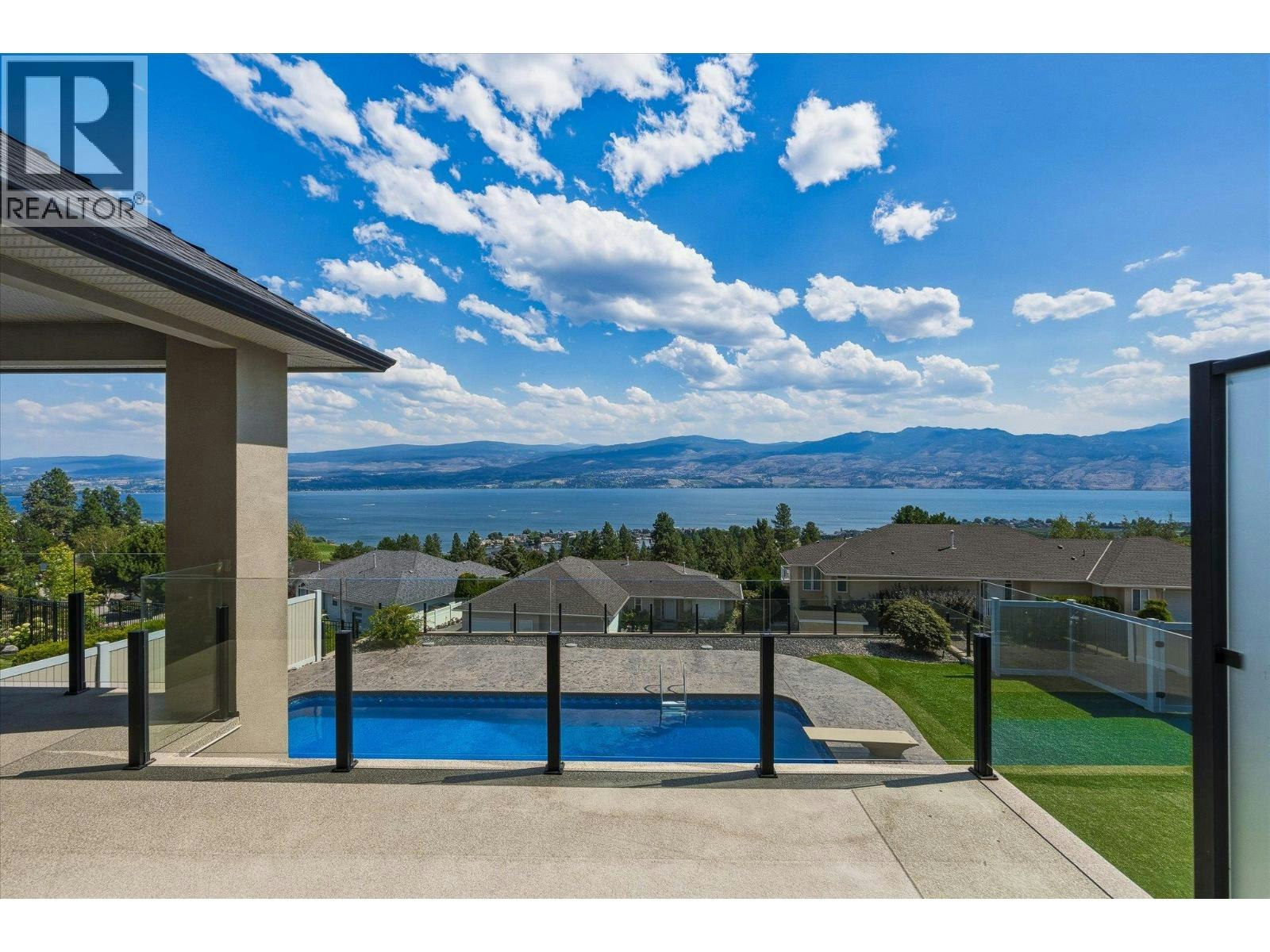 1581 Gregory Road - 3