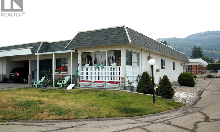 2-11110 Quinpool Road