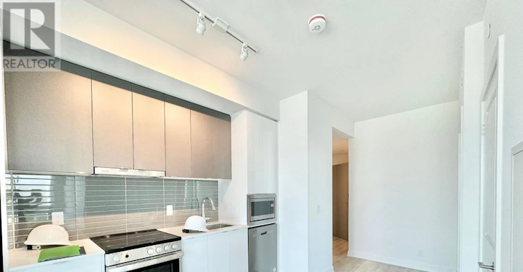 908B-1 Promenade Circle, Vaughan, ON, L4J 4P8 - 4