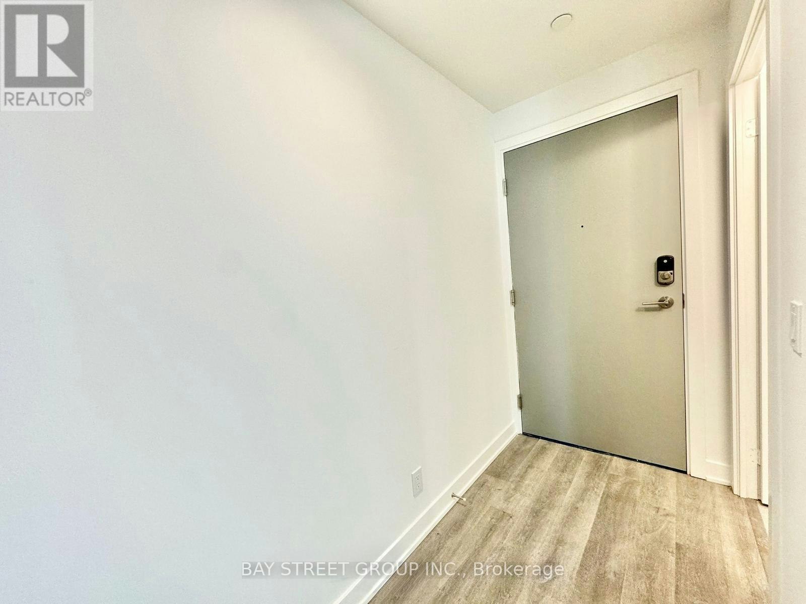 908B-1 Promenade Circle, Vaughan, ON, L4J 4P8 - 2