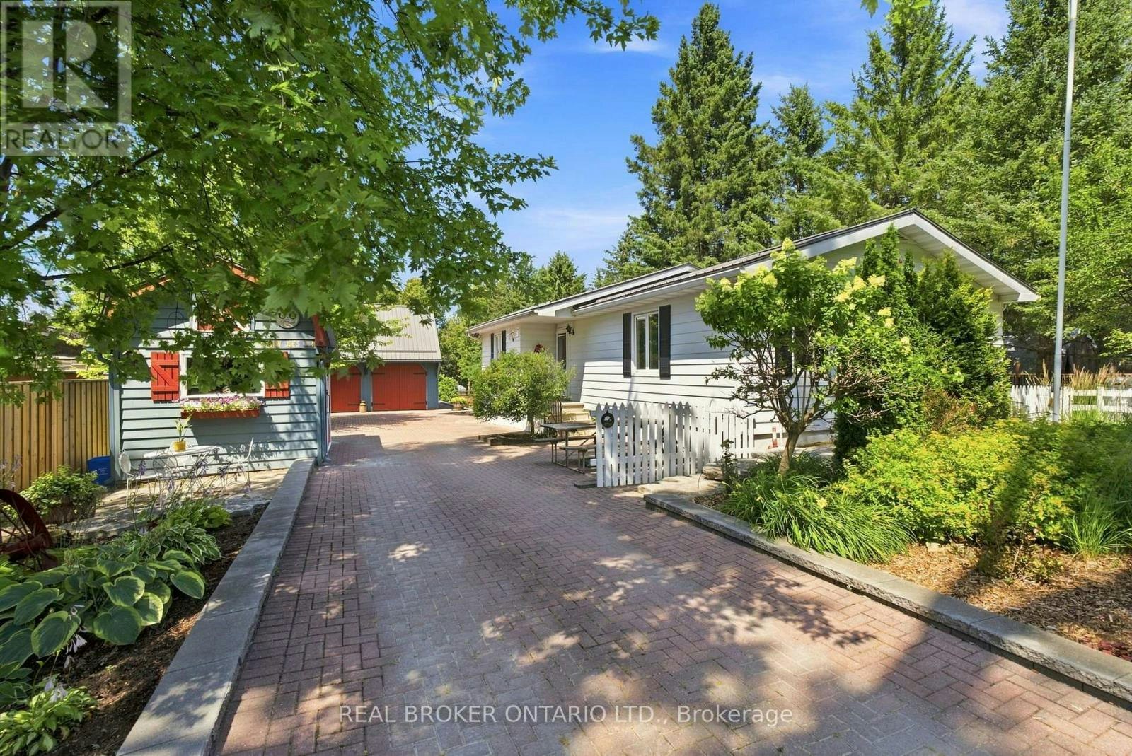 710 Regional 13 Road, Uxbridge, ON, L0C 1C0