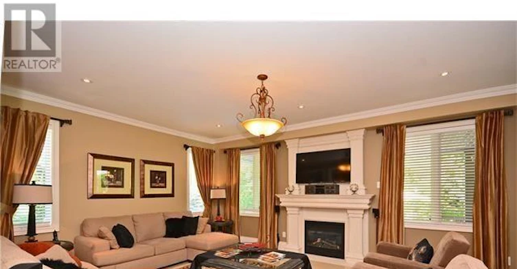 2271 Lyndhurst Drive, Oakville, ON, L6H 7V5 - 4