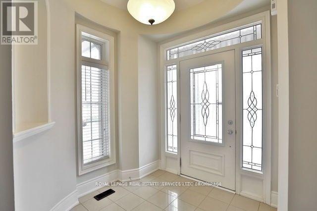 2271 Lyndhurst Drive, Oakville, ON, L6H 7V5 - 3