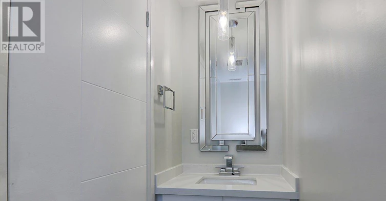 UPPER-115 Livingstone Avenue, Toronto, ON, M6E 2L7 - 22
