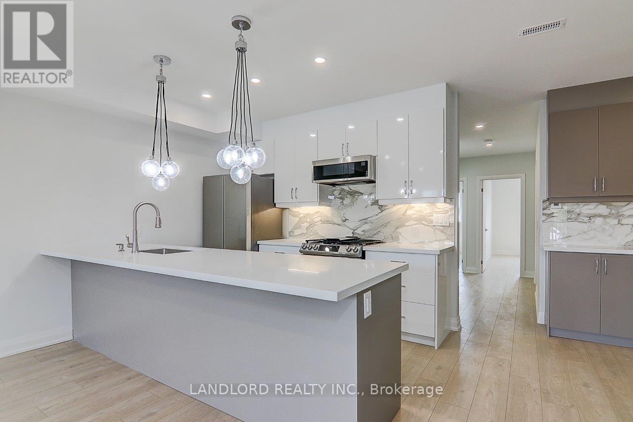 UPPER-115 Livingstone Avenue, Toronto, ON, M6E 2L7 - 10