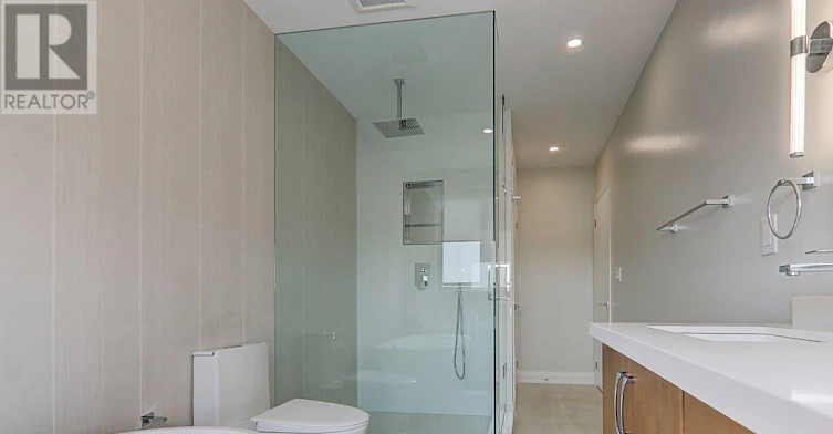 UPPER-115 Livingstone Avenue, Toronto, ON, M6E 2L7 - 39