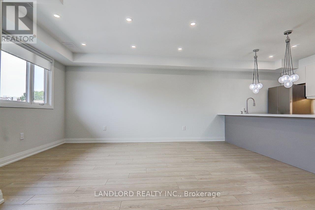 UPPER-115 Livingstone Avenue, Toronto, ON, M6E 2L7 - 19