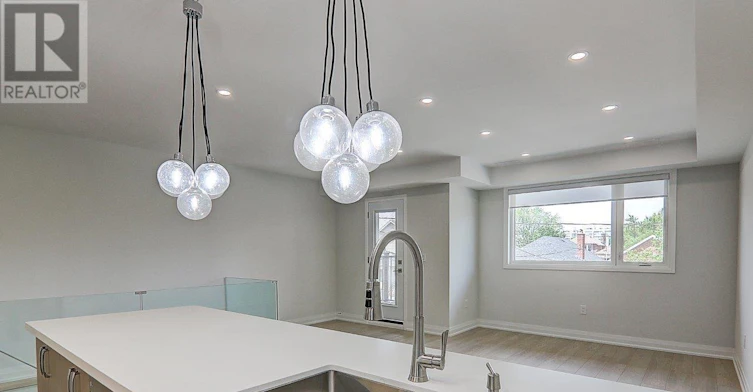 UPPER-115 Livingstone Avenue, Toronto, ON, M6E 2L7 - 16