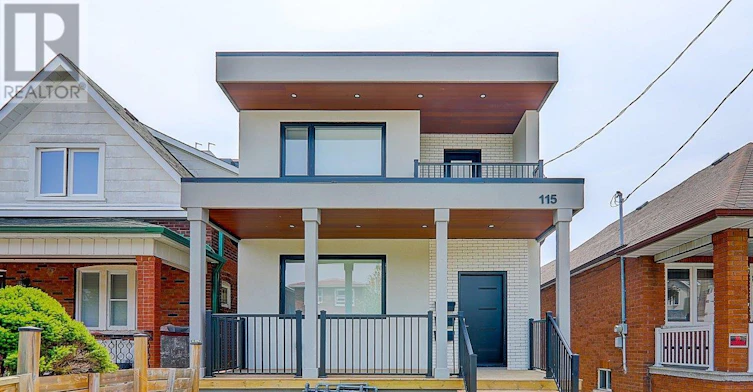 UPPER-115 Livingstone Avenue, Toronto, ON, M6E 2L7 - 2