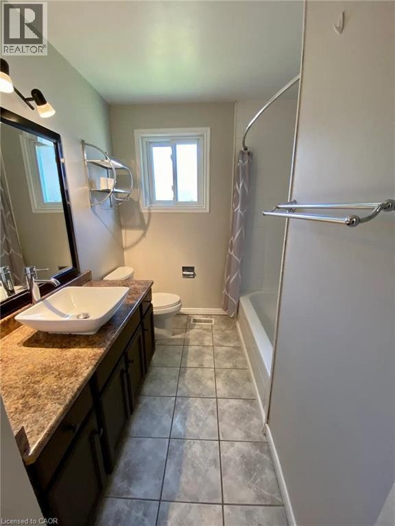 92 Leaside Drive, Welland, ON, L3C 6B2 - 10