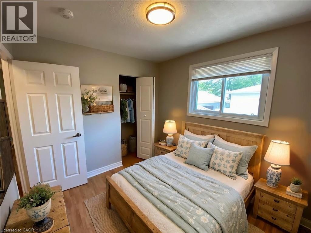 92 Leaside Drive, Welland, ON, L3C 6B2 - 8