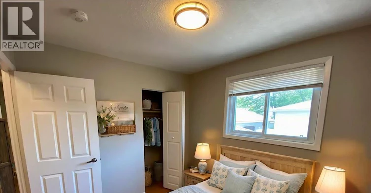 92 Leaside Drive, Welland, ON, L3C 6B2 - 8