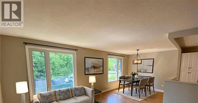 92 Leaside Drive, Welland, ON, L3C 6B2 - 3