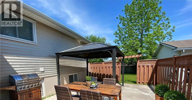 92 Leaside Drive, Welland, ON, L3C 6B2 - 12