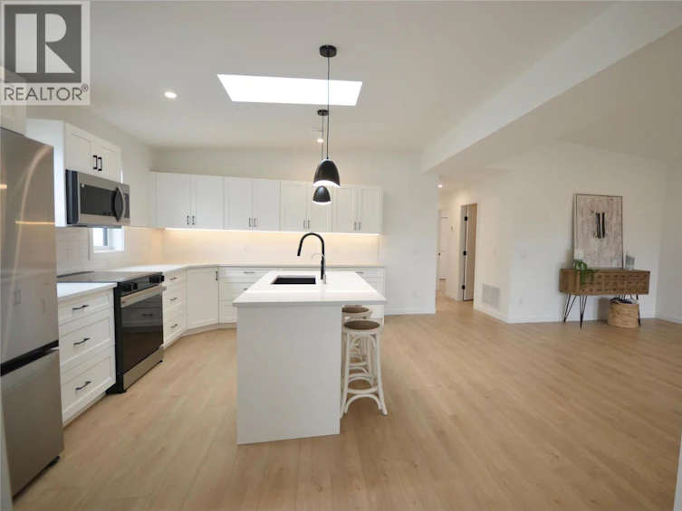126-8900 Jim Bailey Road, Kelowna, BC, V1H 2A4 - 4