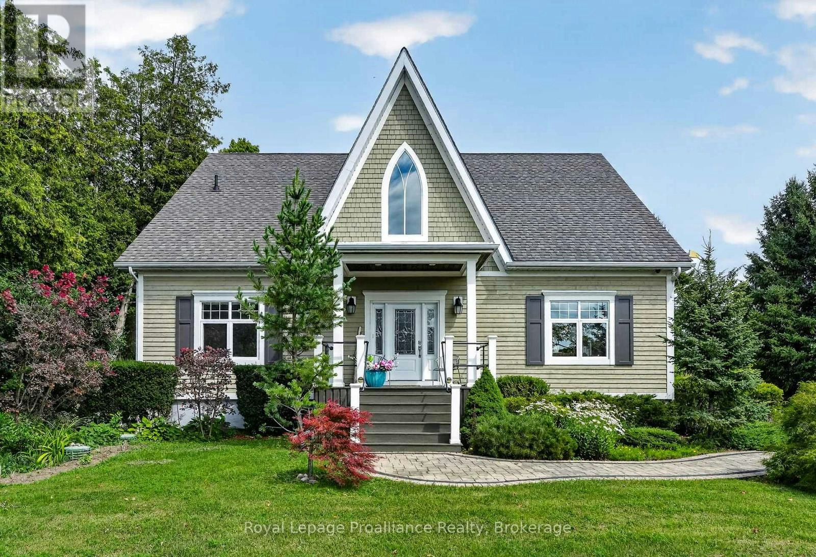 3889 Burnham Street N, Hamilton Township, ON, K9A 4J9