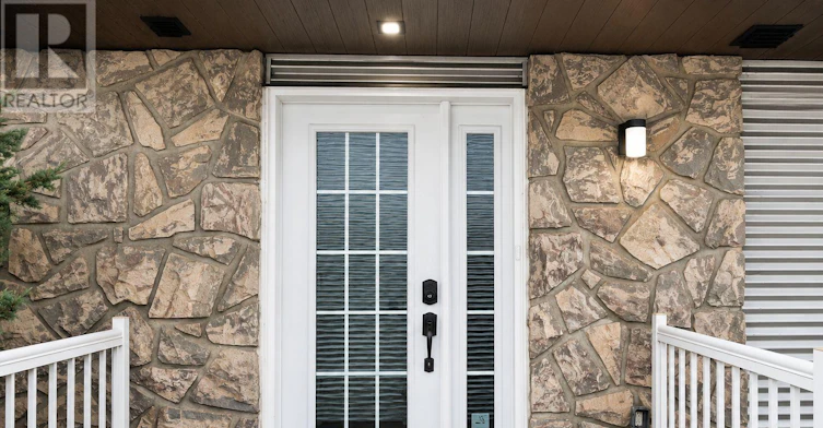 A-785 Notre Dame Street, Russell, ON, K0A 1W0