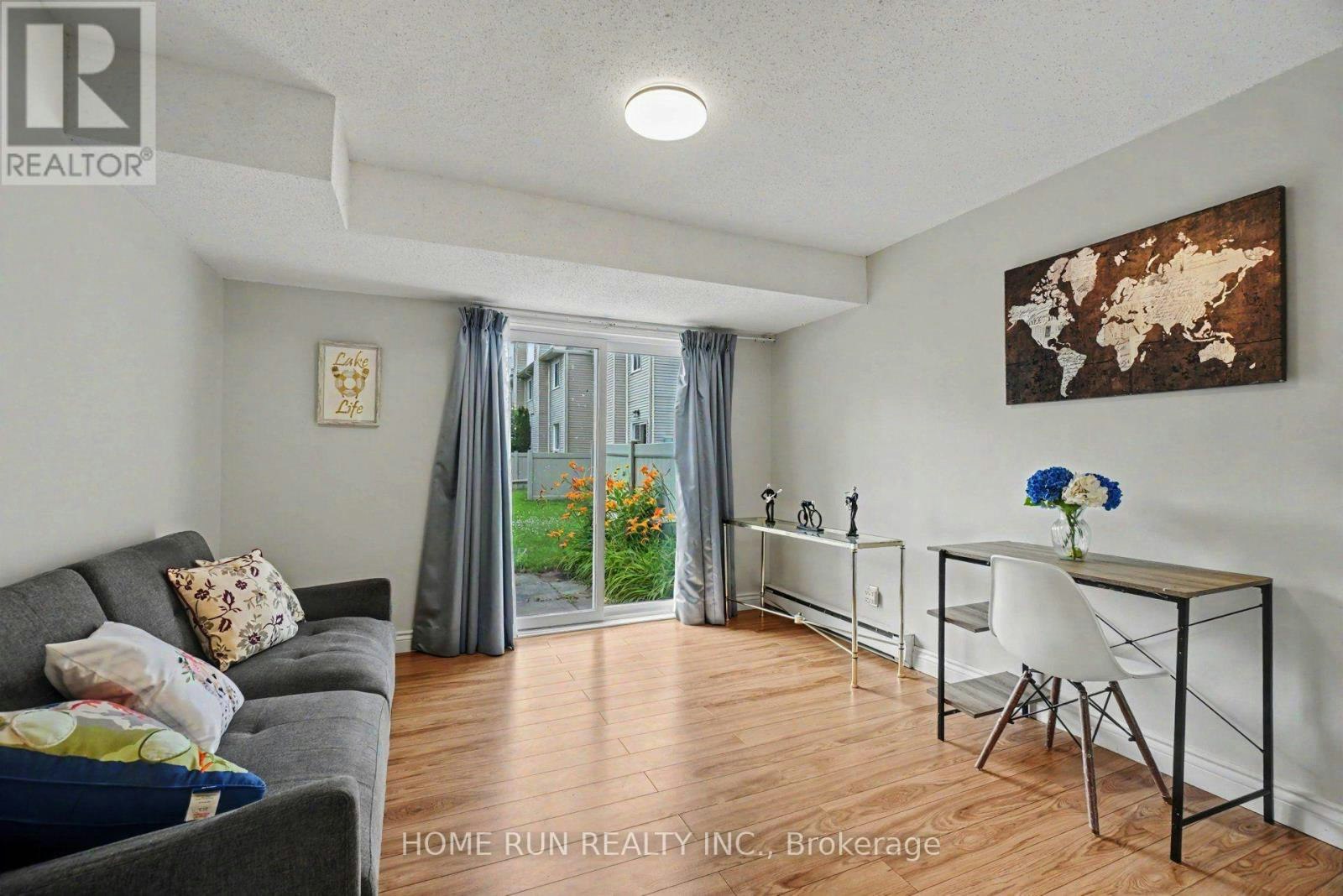 9D Castlebrook Lane, Ottawa, ON, K2G 5G1 - 15