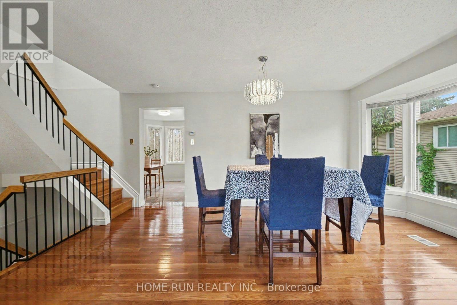 9D Castlebrook Lane, Ottawa, ON, K2G 5G1 - 9