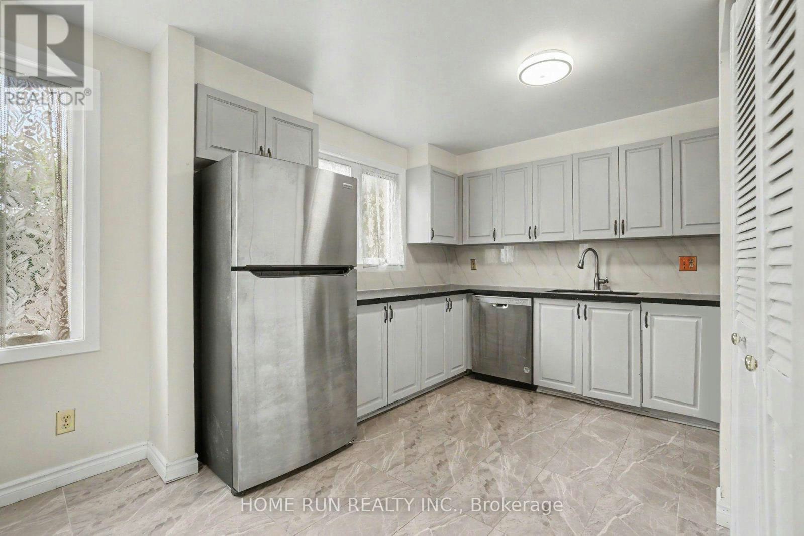 9D Castlebrook Lane, Ottawa, ON, K2G 5G1 - 13