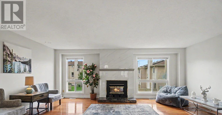 9D Castlebrook Lane, Ottawa, ON, K2G 5G1 - 4