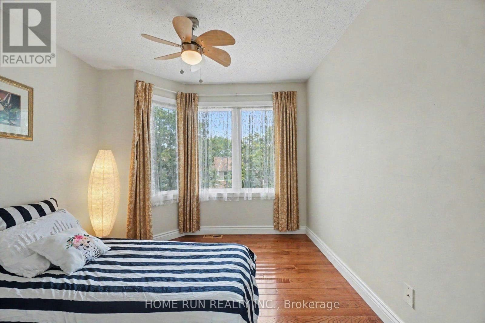 9D Castlebrook Lane, Ottawa, ON, K2G 5G1 - 22