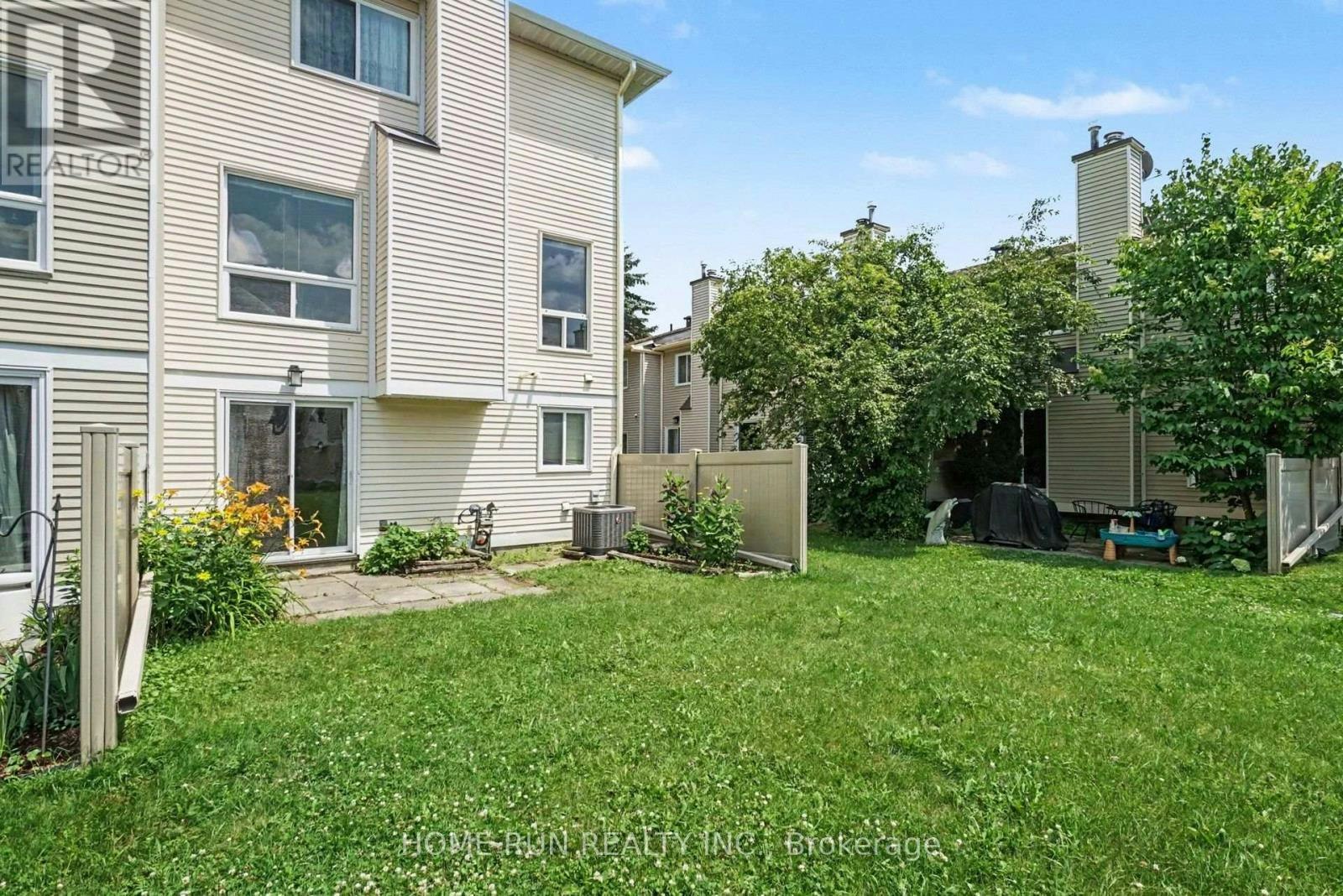 9D Castlebrook Lane, Ottawa, ON, K2G 5G1 - 24