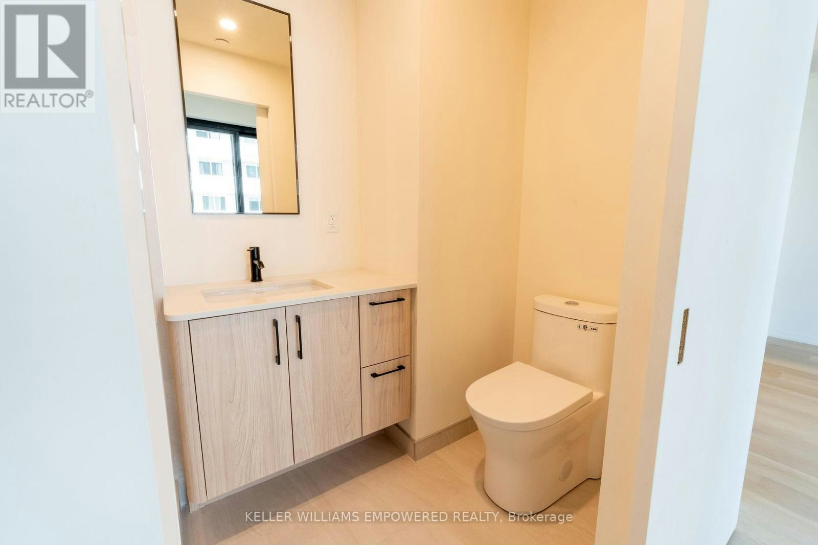 1210-109 Erskine Avenue, Toronto, ON, M4P 0G8 - 9