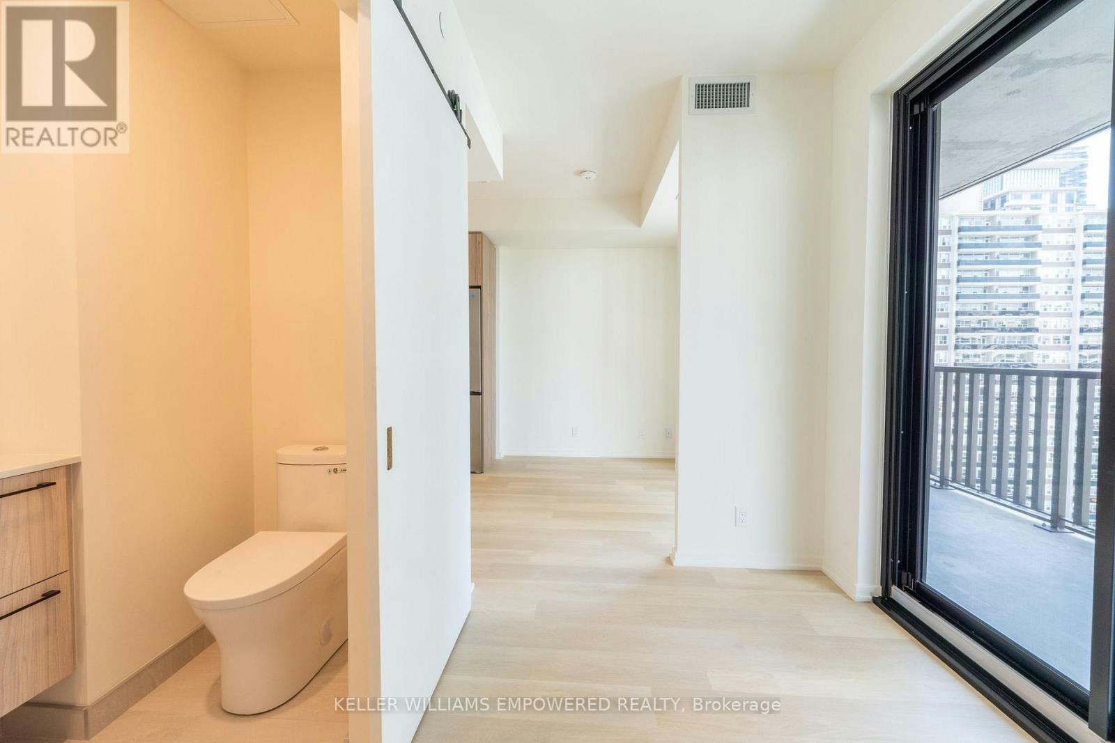 1210-109 Erskine Avenue, Toronto, ON, M4P 0G8 - 24