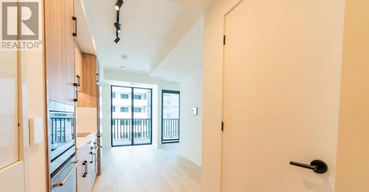 1210-109 Erskine Avenue, Toronto, ON, M4P 0G8 - 12