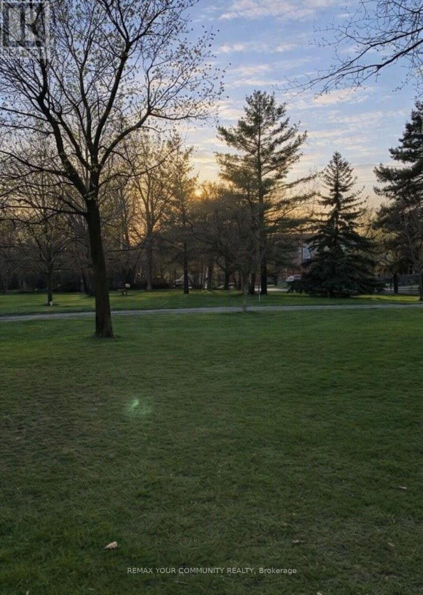 98 Wigmore Drive, Toronto, ON, M4A 2E8 - 16