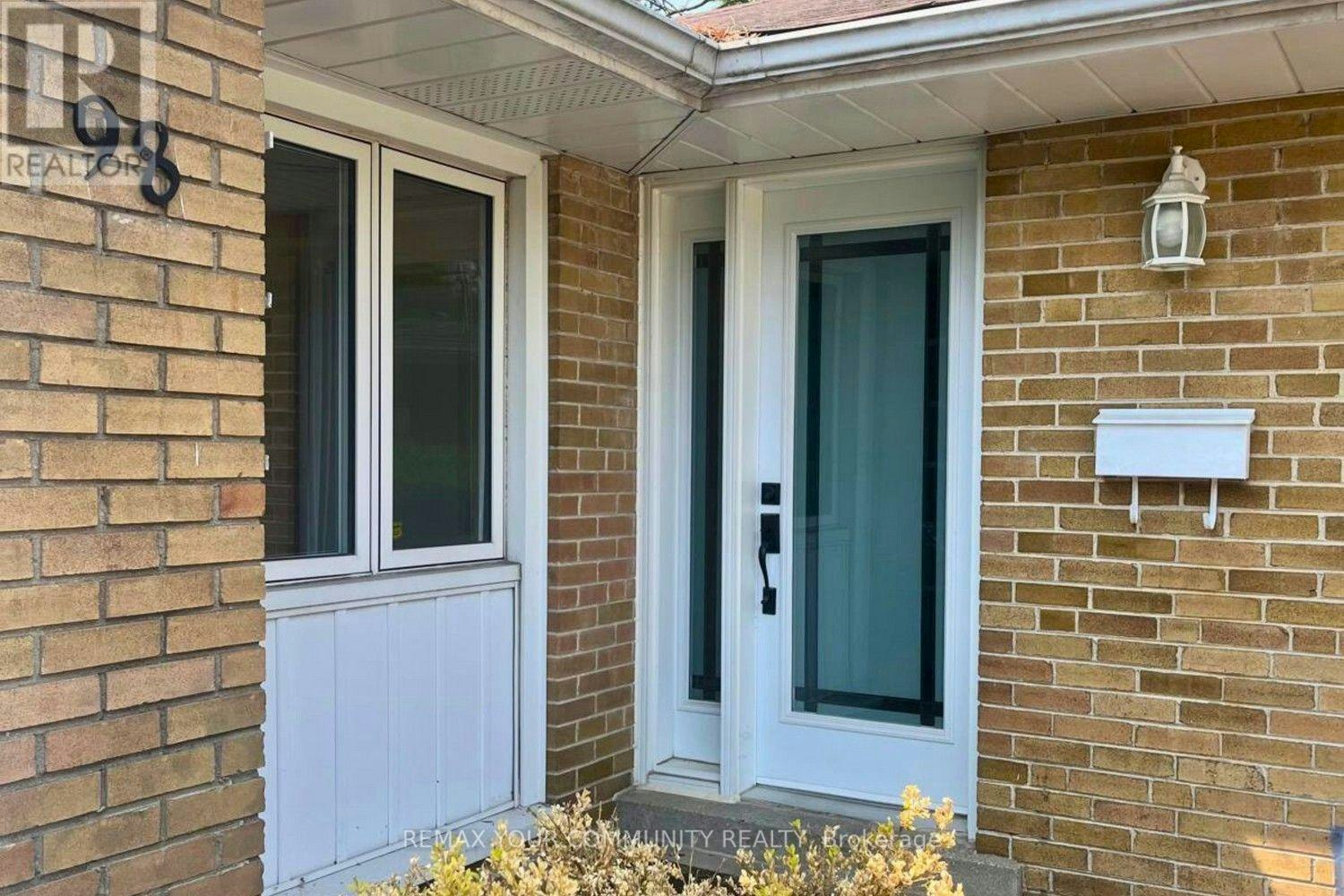 98 Wigmore Drive, Toronto, ON, M4A 2E8 - 2