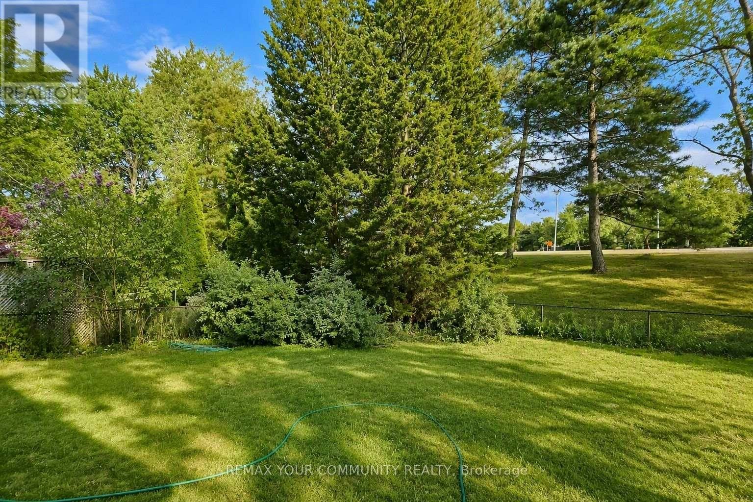 98 Wigmore Drive, Toronto, ON, M4A 2E8 - 14