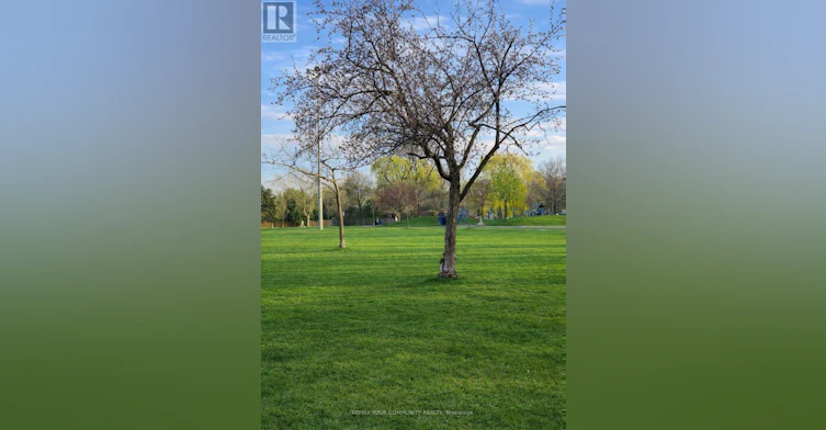 98 Wigmore Drive, Toronto, ON, M4A 2E8 - 18