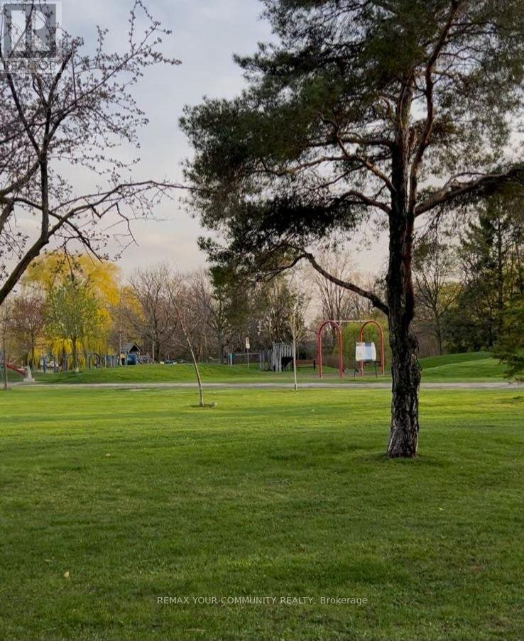 98 Wigmore Drive, Toronto, ON, M4A 2E8 - 24