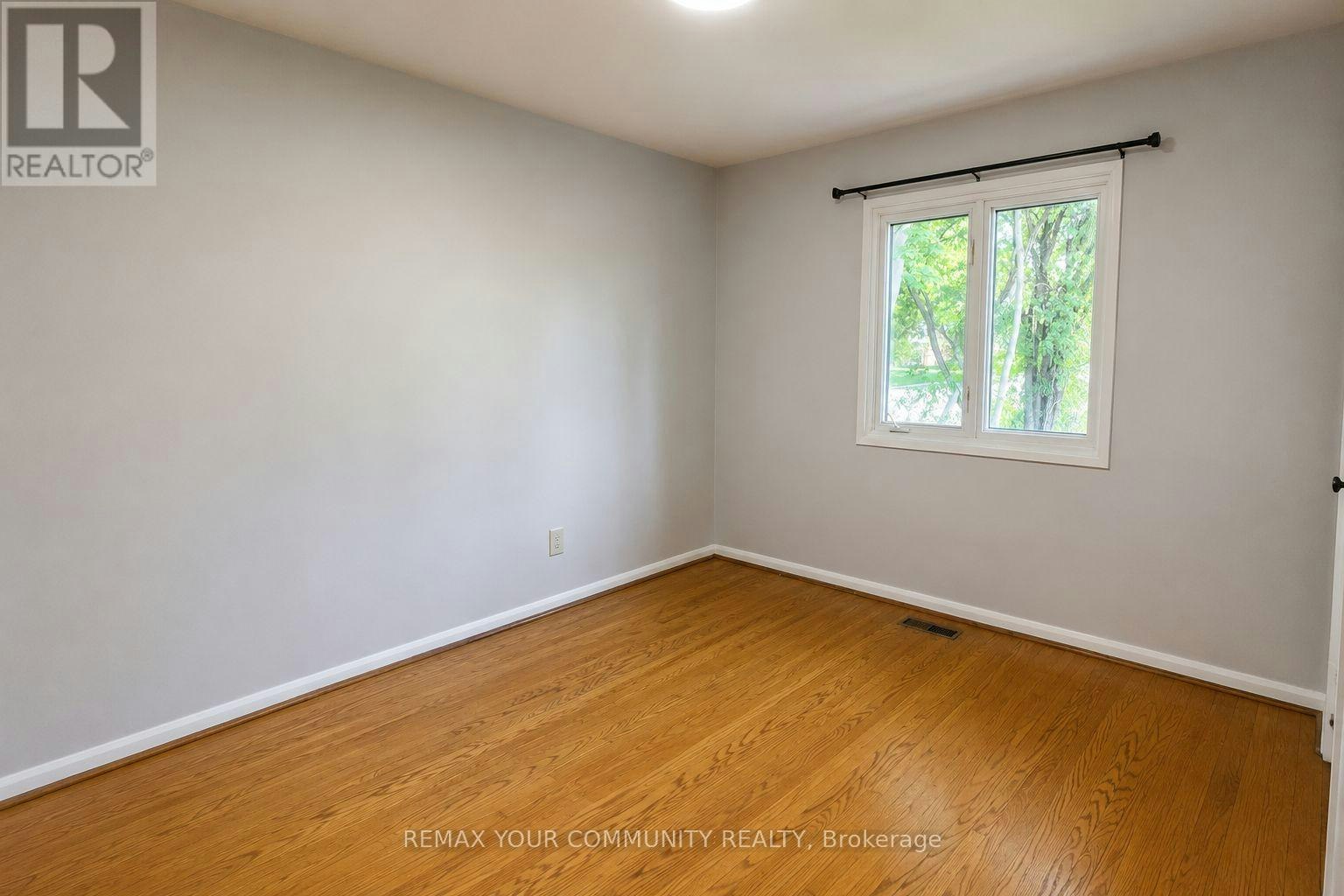 98 Wigmore Drive, Toronto, ON, M4A 2E8 - 9
