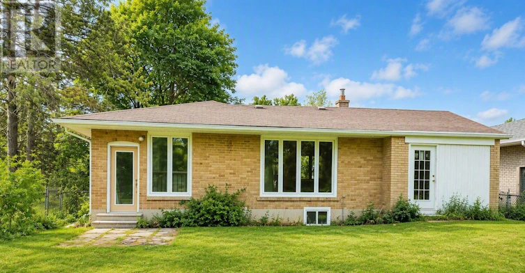98 Wigmore Drive, Toronto, ON, M4A 2E8 - 13