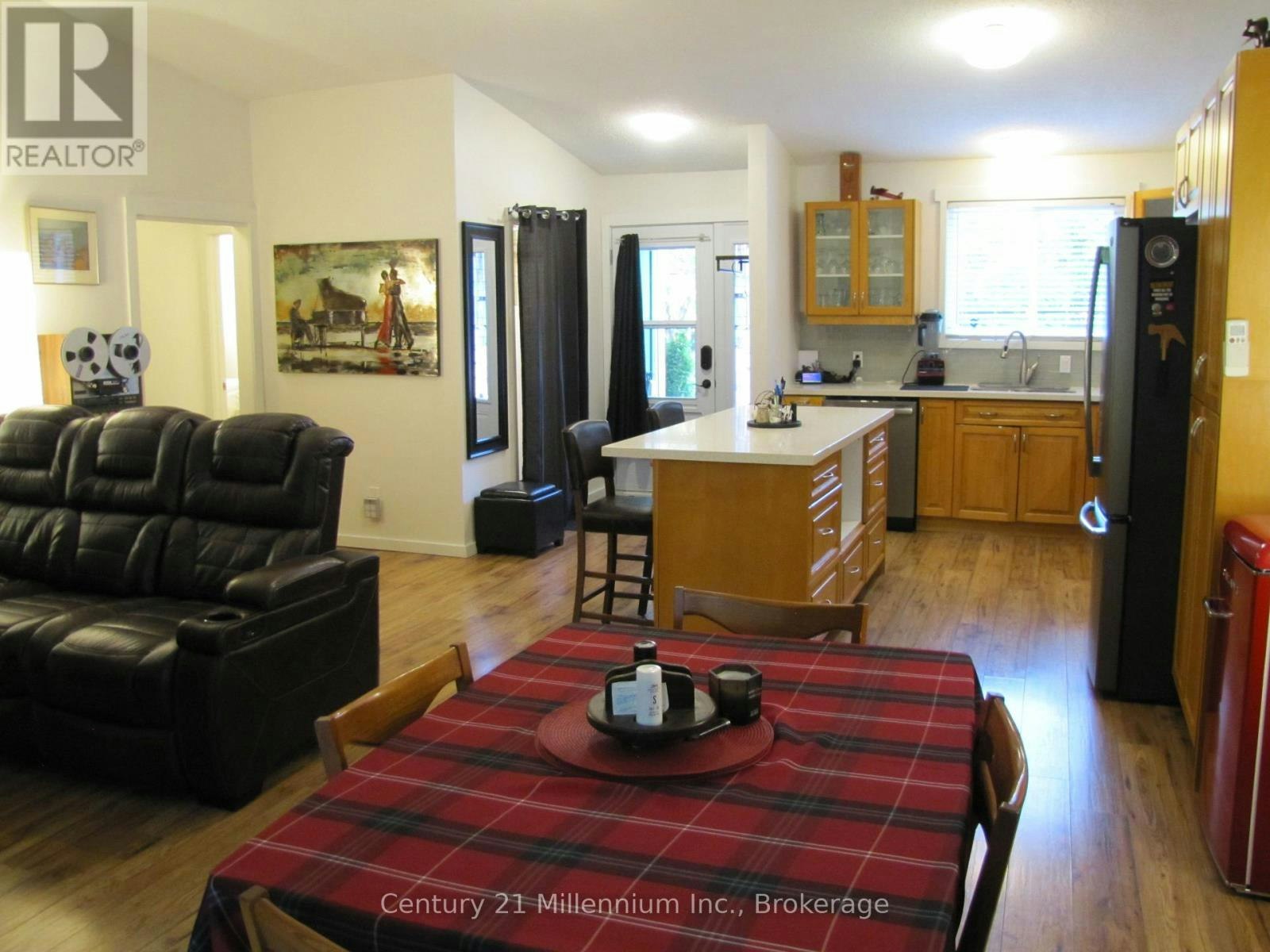 341-11 Harbour Street W, Collingwood, ON, L9Y 5B4 - 10