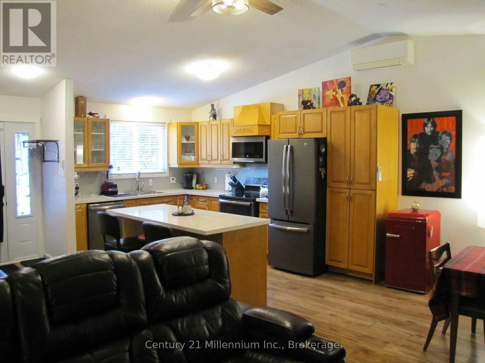 341-11 Harbour Street W, Collingwood, ON, L9Y 5B4 - 13
