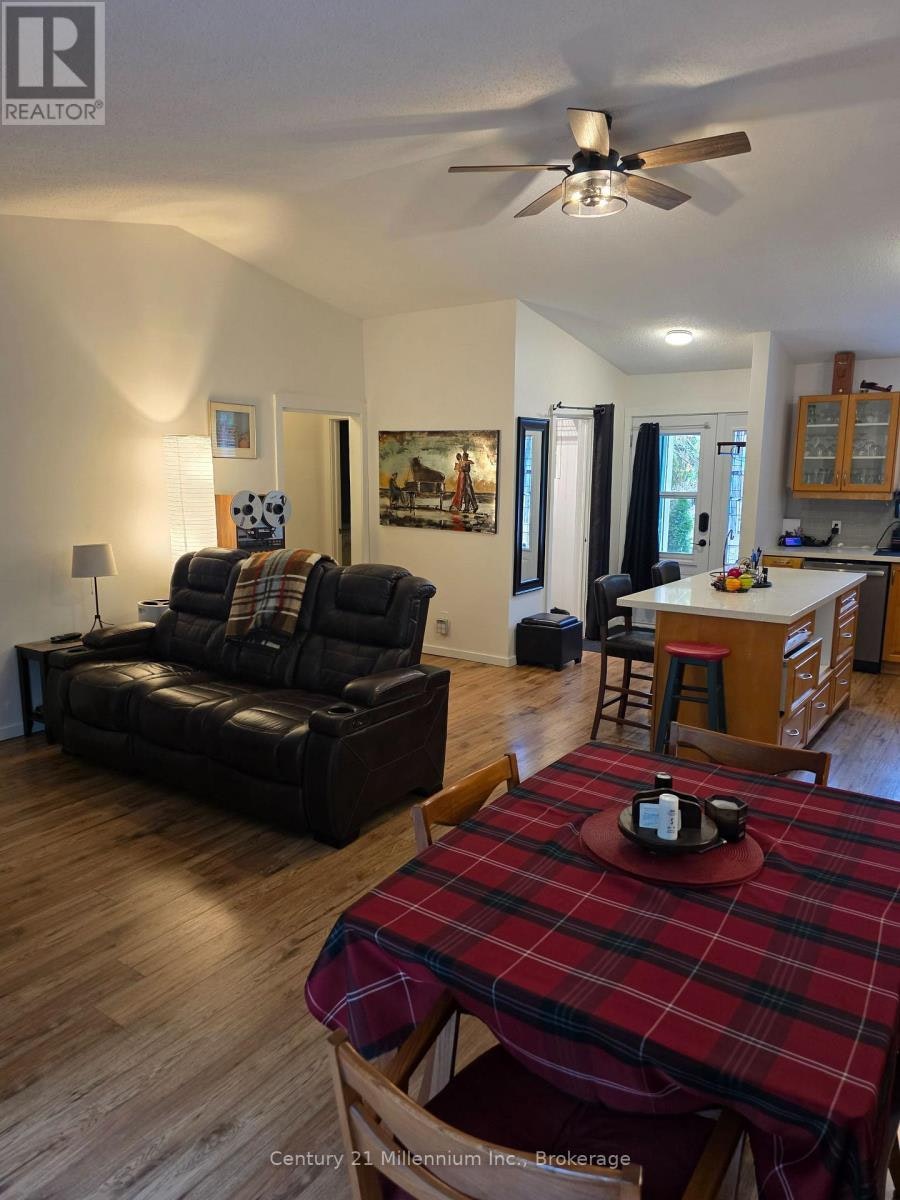 341-11 Harbour Street W, Collingwood, ON, L9Y 5B4 - 11