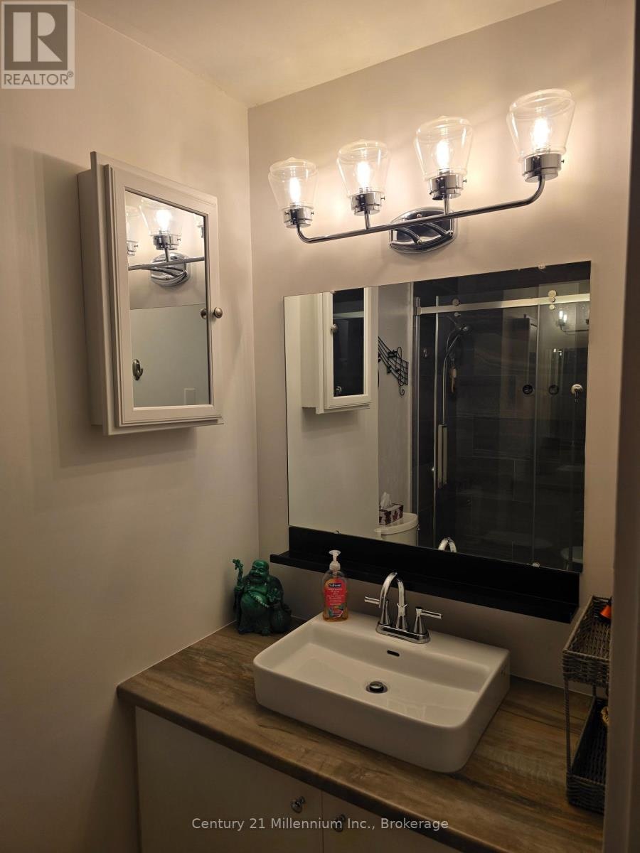 341-11 Harbour Street W, Collingwood, ON, L9Y 5B4 - 25